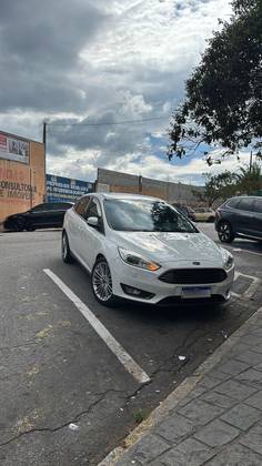 FORD FOCUS 2.0 TITANIUM PLUS FASTBACK 16V FLEX 4P POWERSHIFT FORD FOCUS 2.0 TITANIUM PLUS FASTBACK 16V FLEX 4P POWERSHIFT